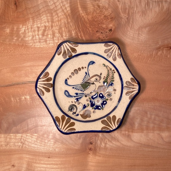 Tonala Pottery Made in Mexico Bird Wall Hanging Plate Decor - Picture 3 of 4